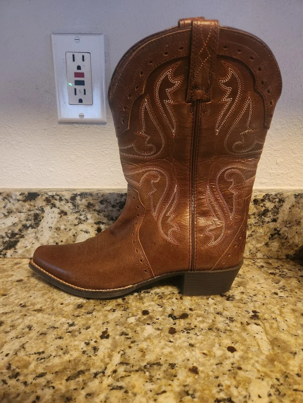 Ariat Youth Size 4 Girls Heritage X Snip Toe Cowgirl Leather Boots